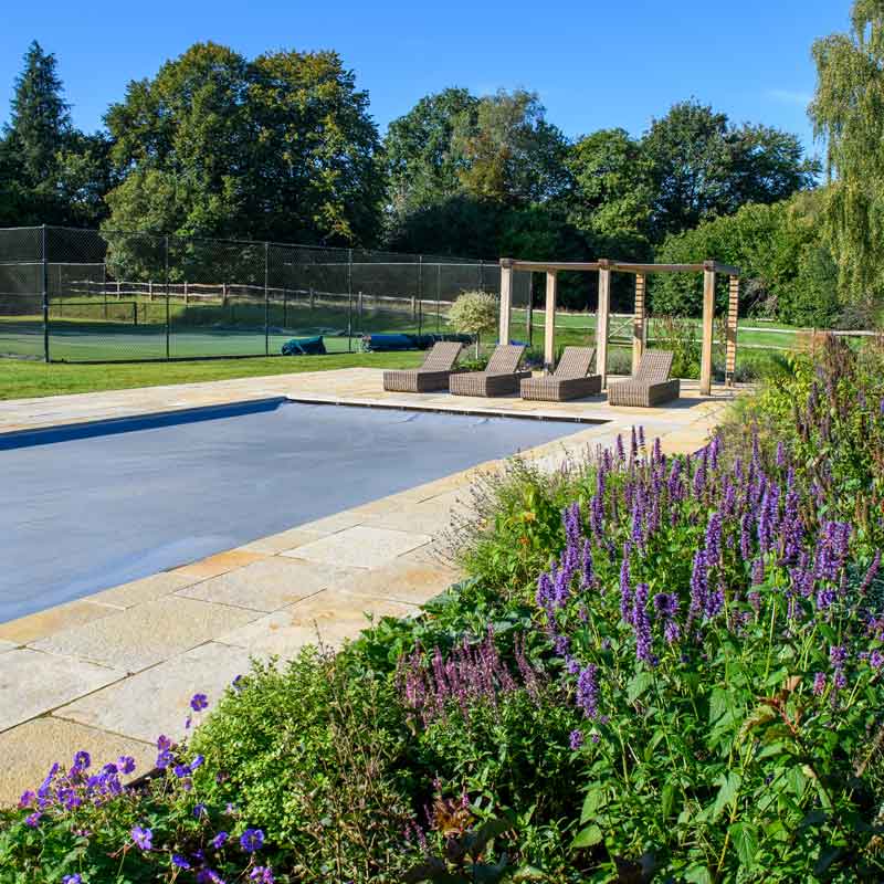 laurel-hill-gardens-burrows-hill-flowers-and-swimming-pool